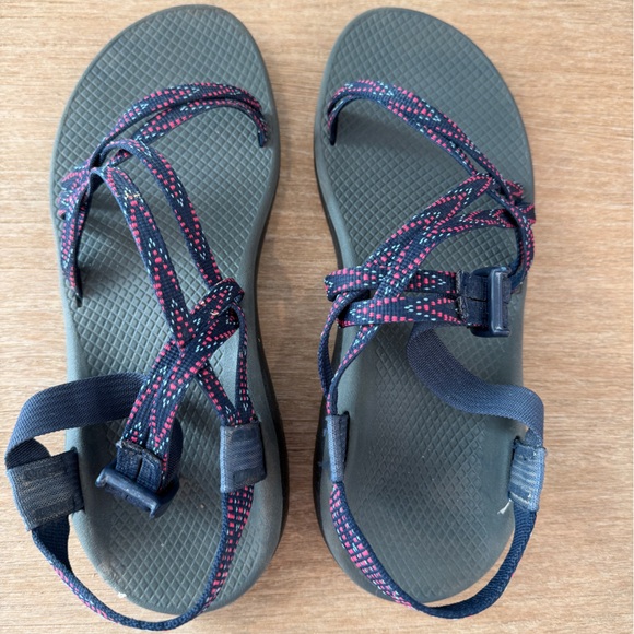Chaco Shoes - Women’s Chaco ZX/1 classic sandal dual strap size 11